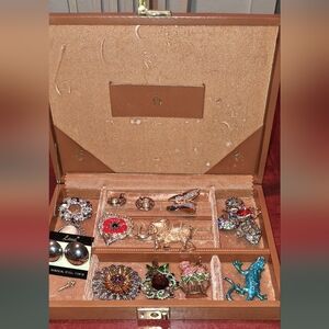 Vintage Mele Jewelry Box
